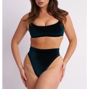 NWT Lunalae Green Velvet Pole Dance High Waist Bottoms. Size US 4.